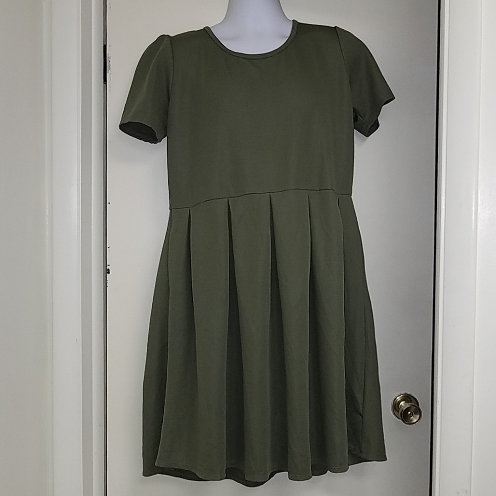 LuLaRoe 3X Olive Green Back Zip Amelia Dress